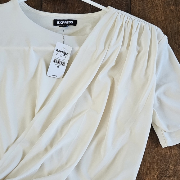 Cream Top - Picture 3 of 3